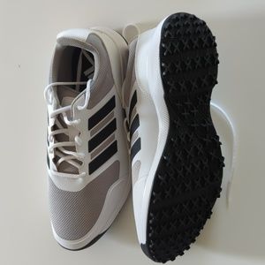 Adidas tech response spikeless golf shoes